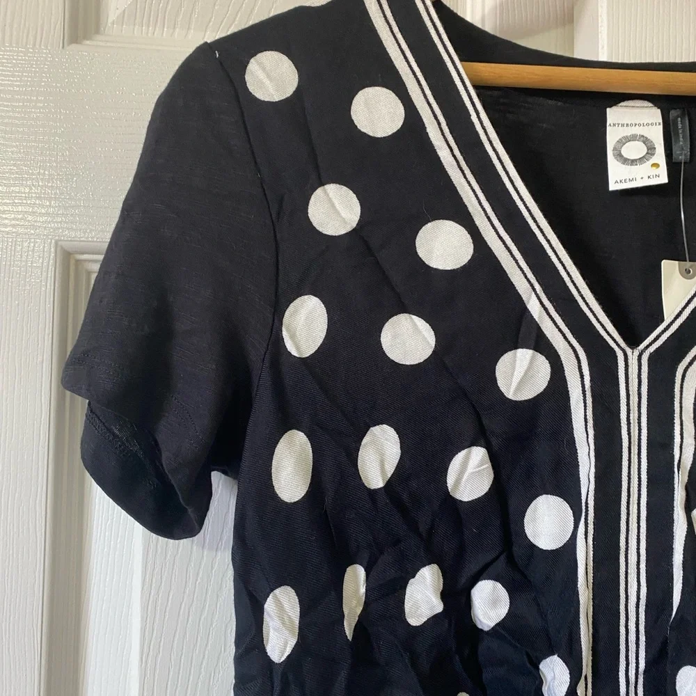NWT Anthropolgie Akemi + Kin Knot Front Polka Dot V-Neck Tee - Picture 3 of 8